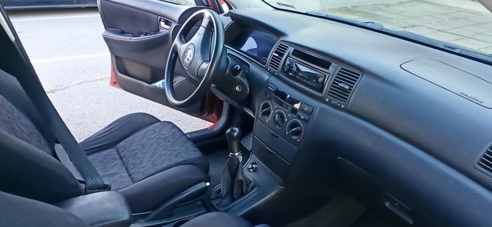 Toyota Corolla 2003 внос от Швейцария , Единствен собственик