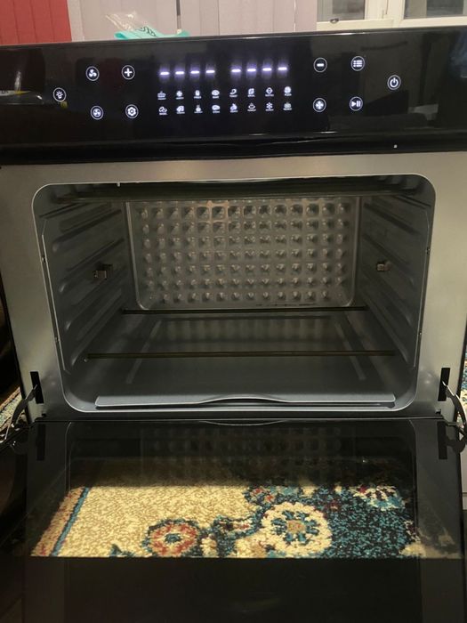 Продам электрическую духовку