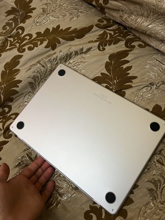 Macbook air M3 2024г