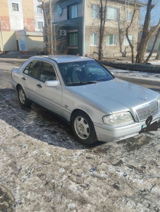 Продам Мерседес с 200,1993г