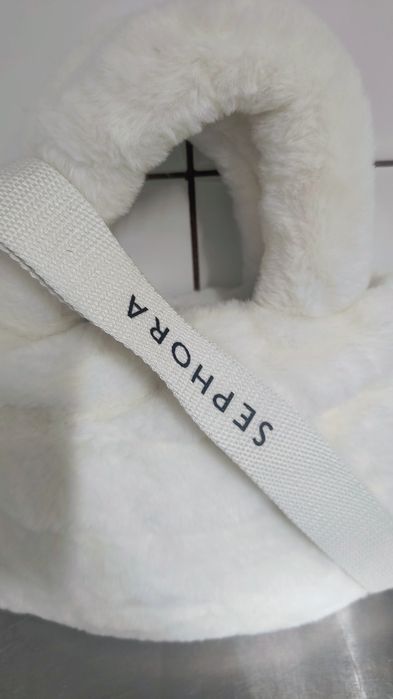 Малка пухкава бяла чанта Sephora