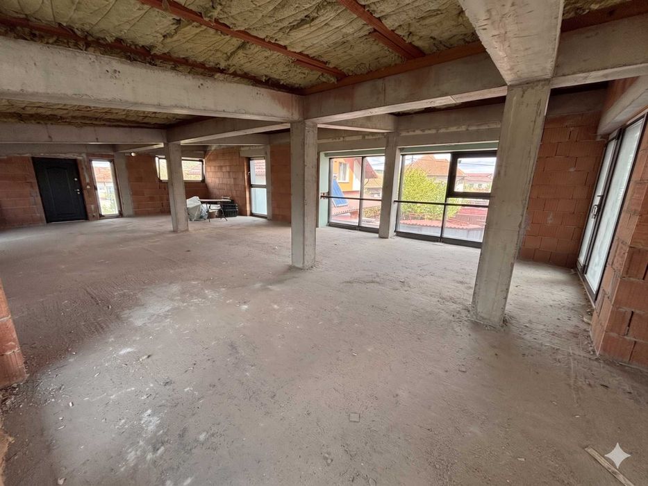 De Inchiriat: Spatiu comercial/Birouri/Clinica 162mp Open Space zona Muzeul Apei