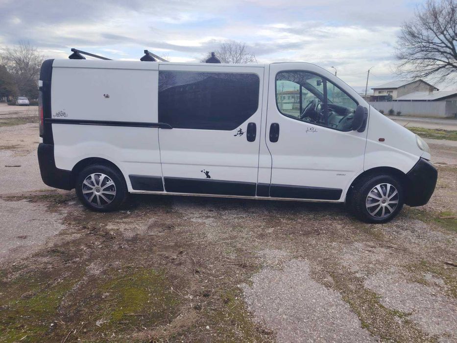 Opel vivaro 1.9 дизел макси база