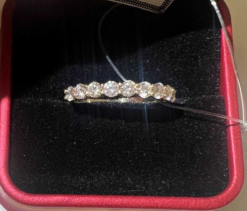 Кольцо с бриллиантами, 1 карат