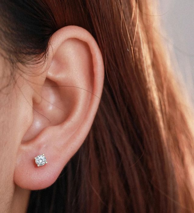 Обеци мойсанит 5 мм