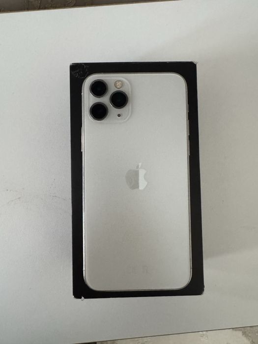 Продам 11 про айфон