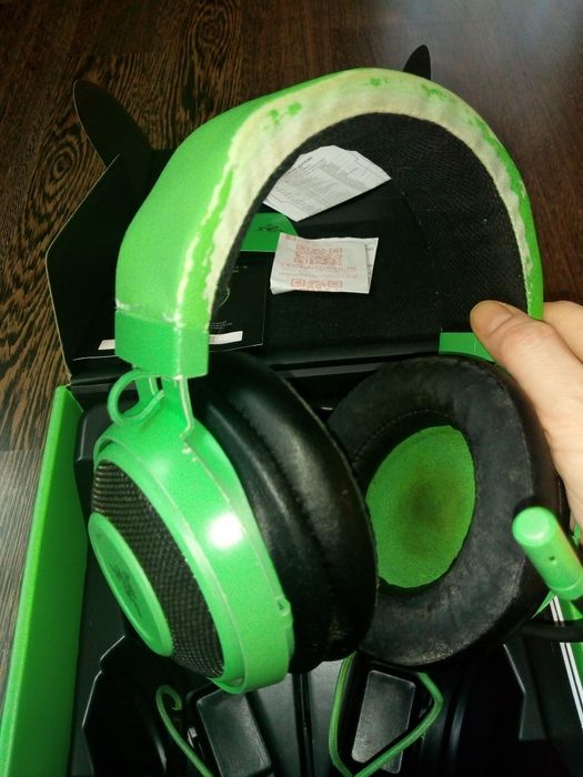 Геймърски слушалки с микрофон RAZER KRAKEN/имат забележки/клавиатури