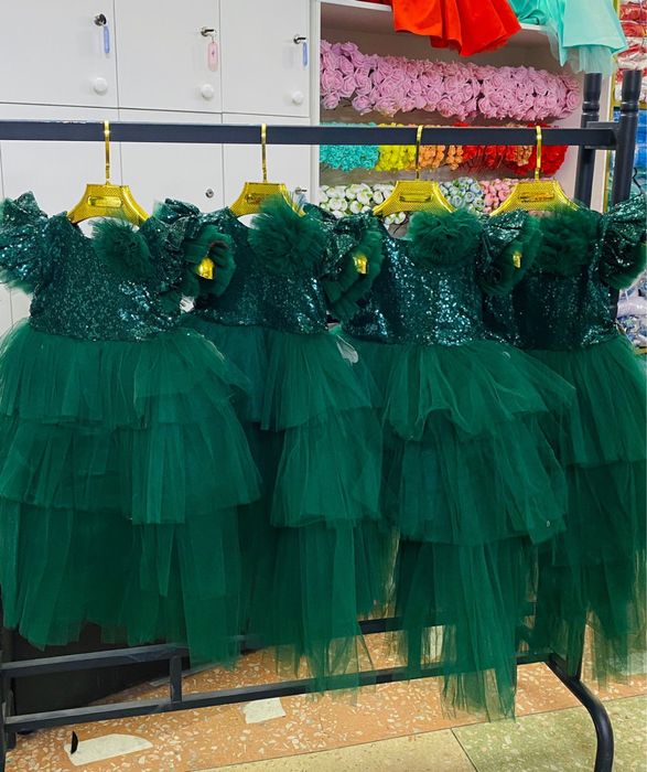 Бальные пышные платья