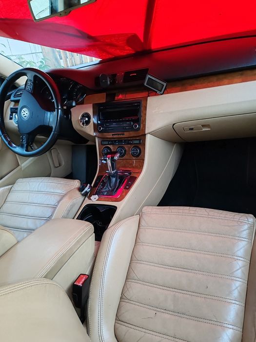 VOLKSWAGEN Passat 2008