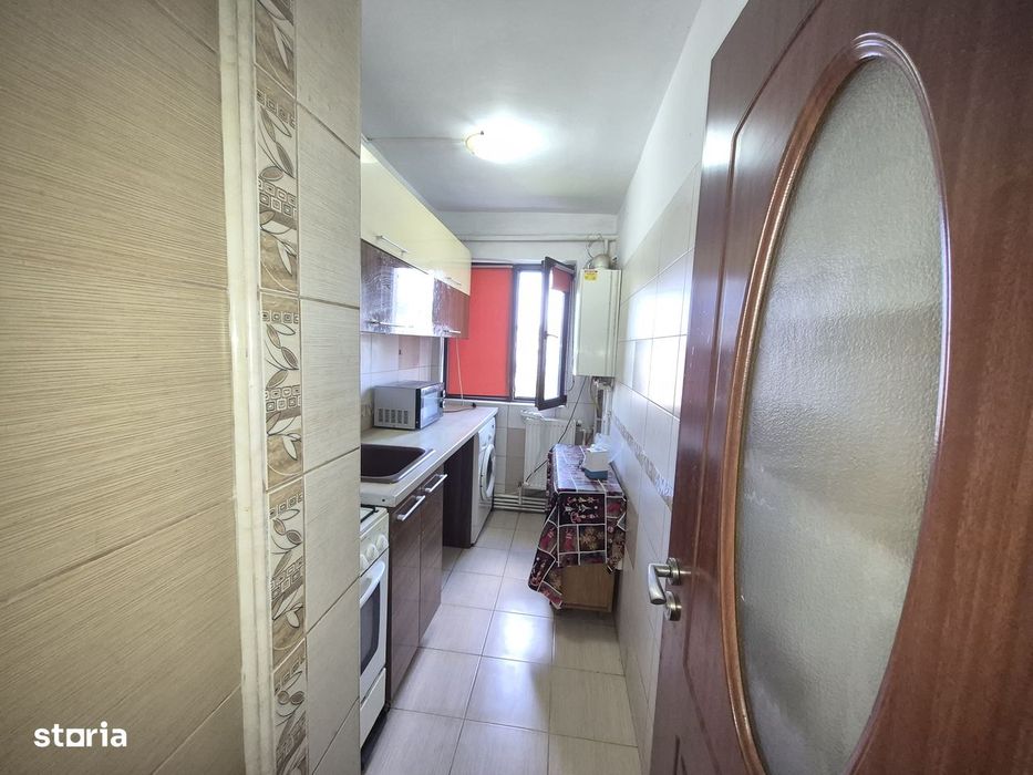 Apartament cu 2 camere nedecomandat zona Mircea cel Bătrân  fără risc