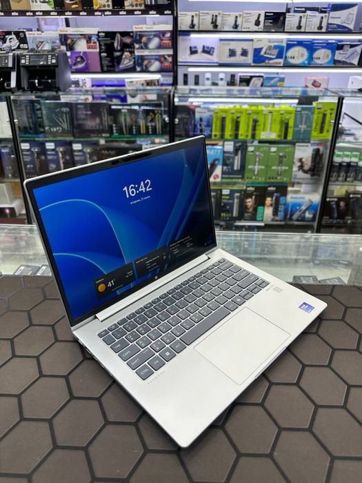 HP Probook 440 G11