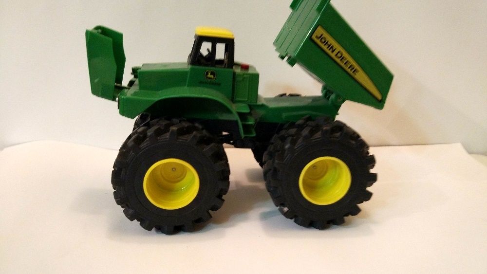 Игрушка "Карьерный самосвал"