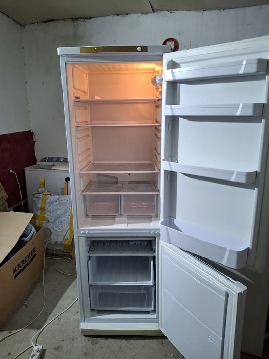 Шыттай Холодильник Индезит сатылады