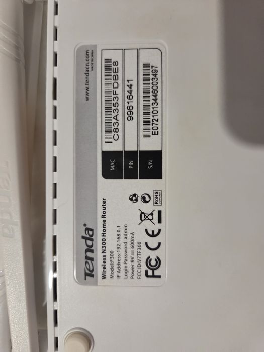 Router Wireless Tenda F300 N300 - functional, cu alimentator original