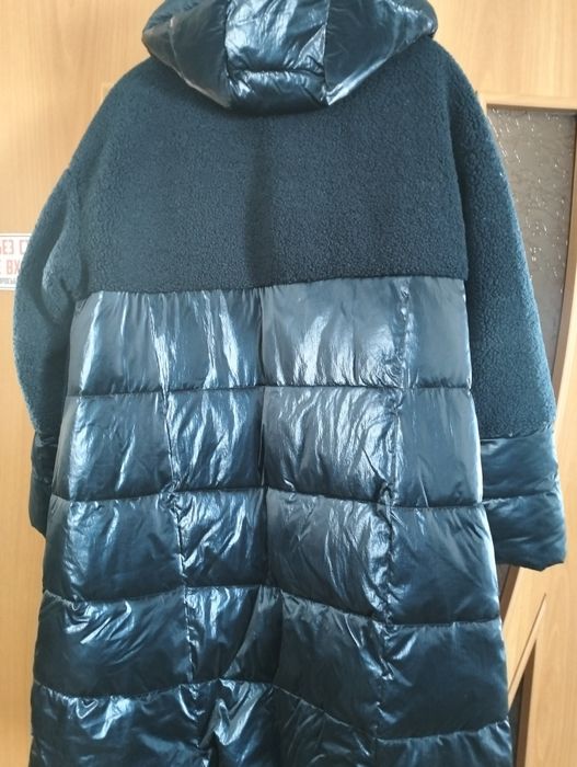 Два зимних плаща