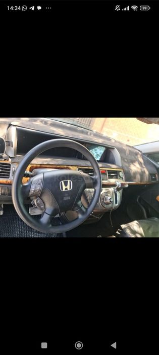 Продам машину HONDA ELYSION