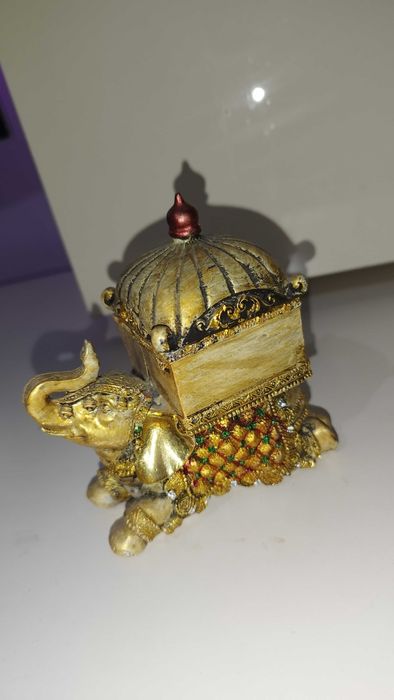 Cutie bijuterii model elefant