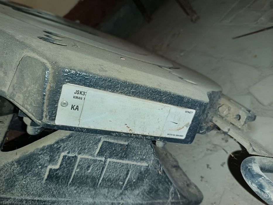 Седло сотилади MAN TGX