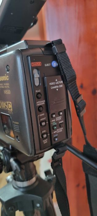 Винтидж Видео камера Panasonic MS-50 с трипод