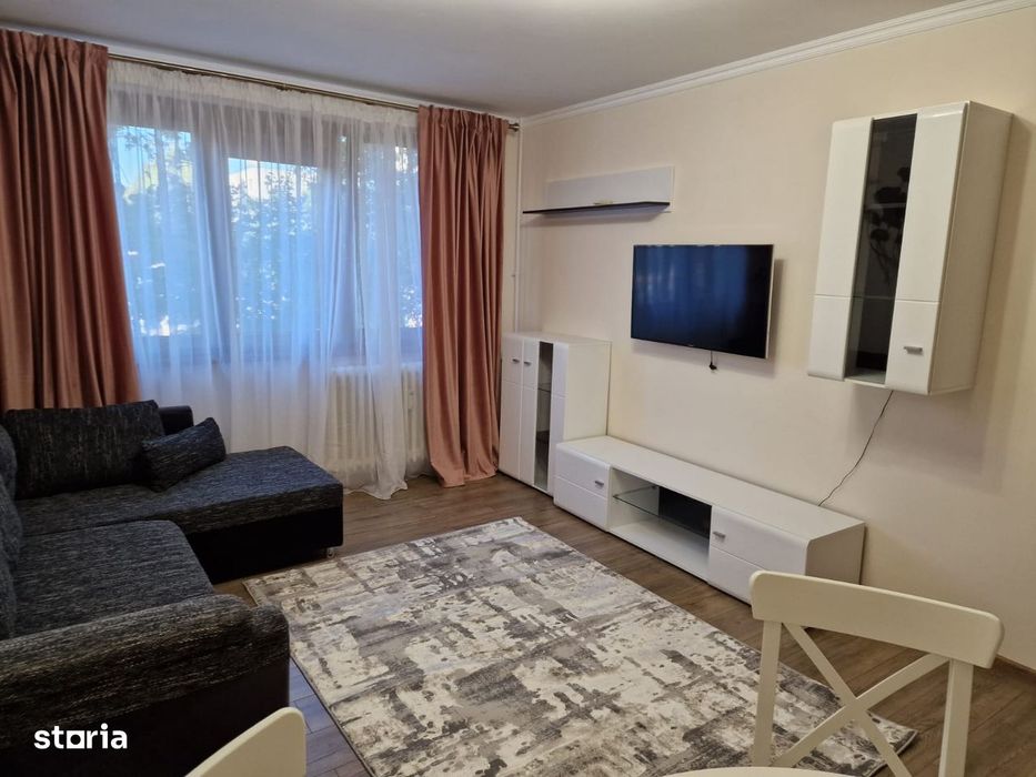 Apartament cu 3 camere si garaj de vanzare in zona Drumul Taberei