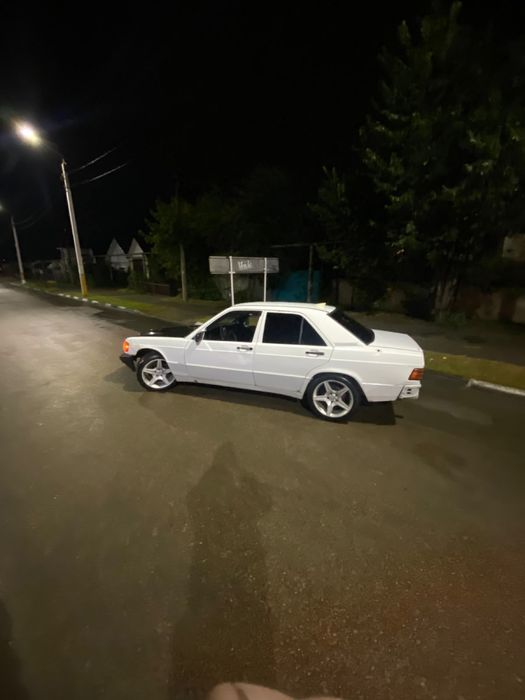 Продаю Mercedes Benz 190