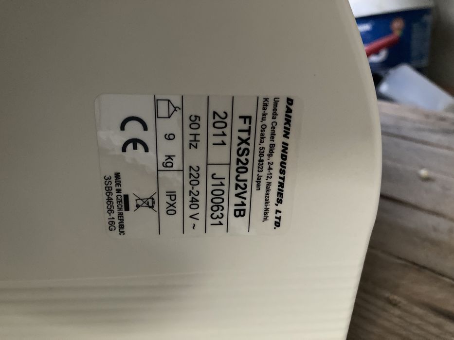 Daikin FTXS20J2 на части