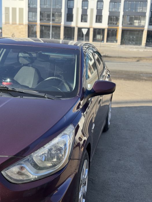 Продам машину хундай