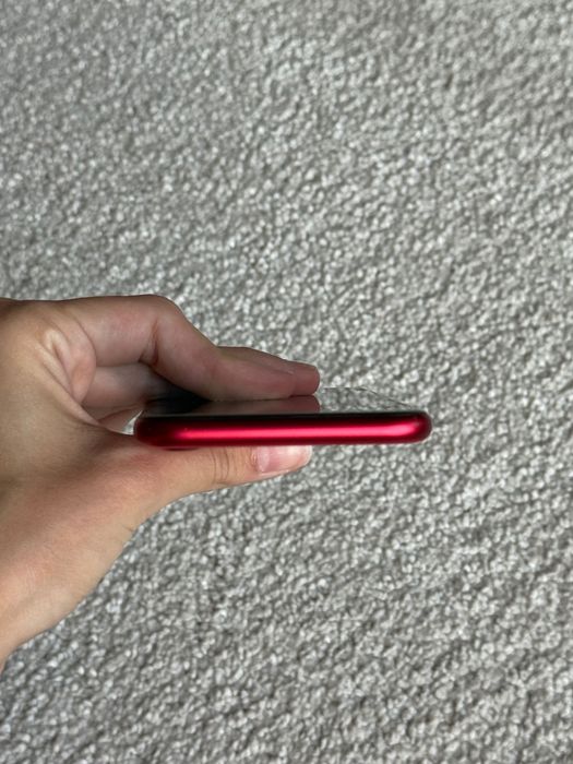 iPhone SE 2020 (PRODUCT)RED 128GB – Отлично състояние, запазен
