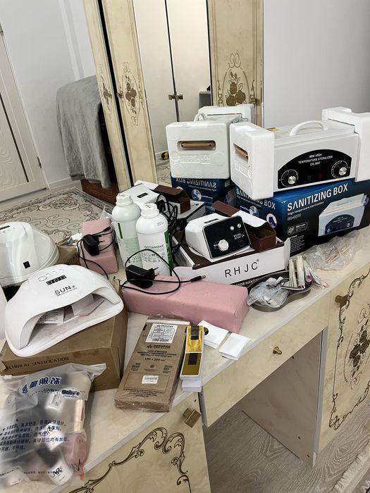 Маникюр құралдары лак пен сатылады жап-жаңа 2-3 рет қолданған өзіміз ү