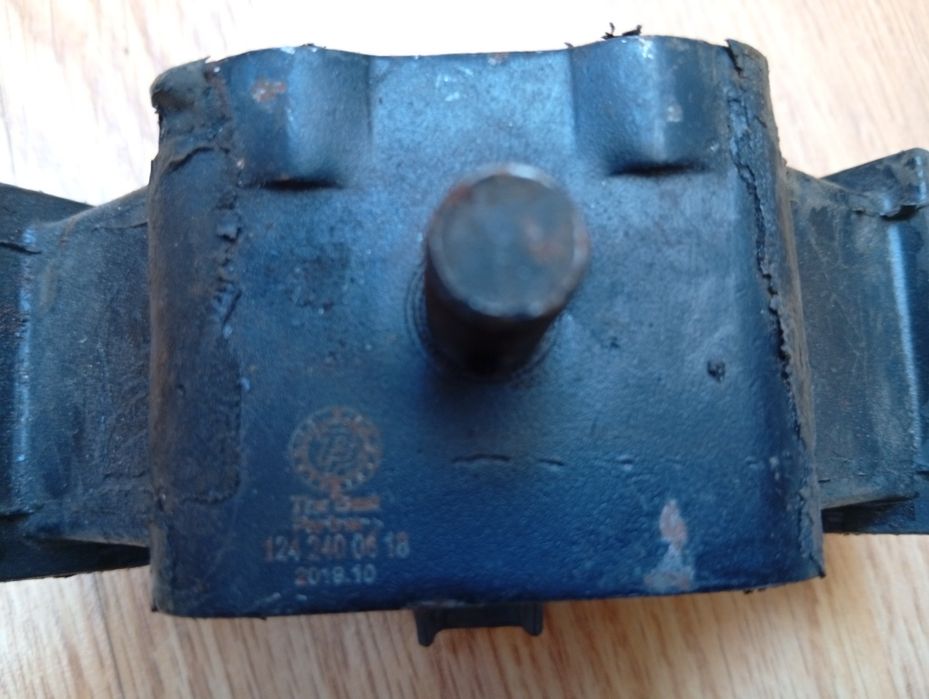 Подушка Мерседес 124,201