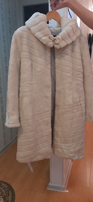 продам шубу для девочки