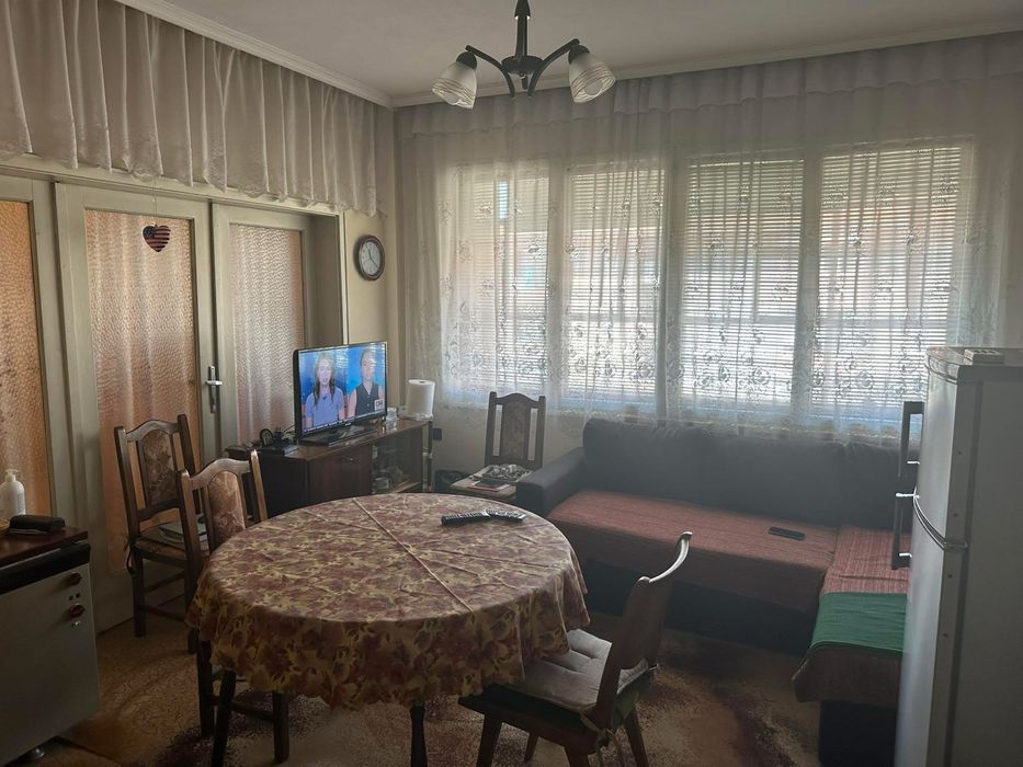 Продава се Четиристаен апартамент в Стара Загора, Самара 3 - 96 кв.м за 1355 €/кв.м - Снимка #2