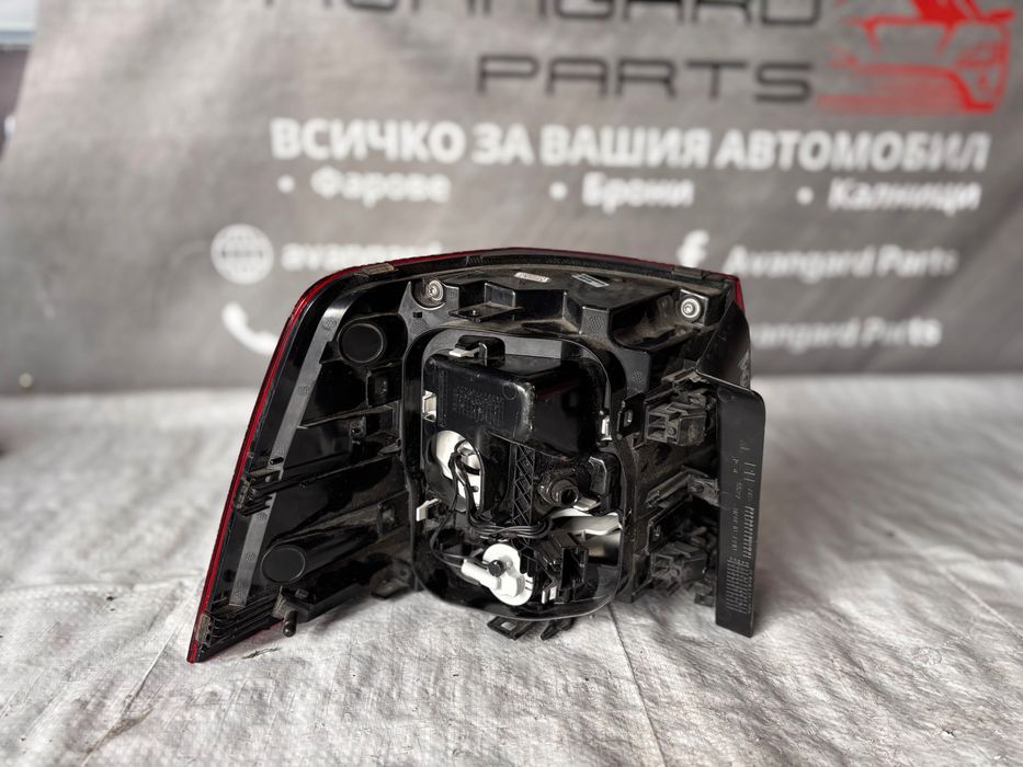 Заден десен стоп (външен) • Seat Alhambra 7N 10-