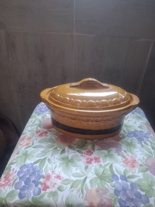 Vase ceramice in stare buna