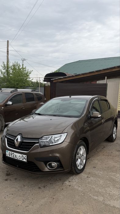 Срочно Продам рено логан2
