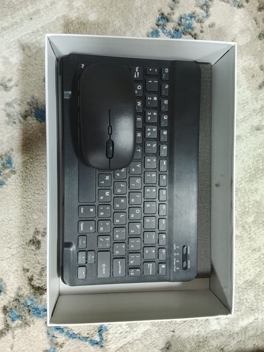 Продам Планшет срочно