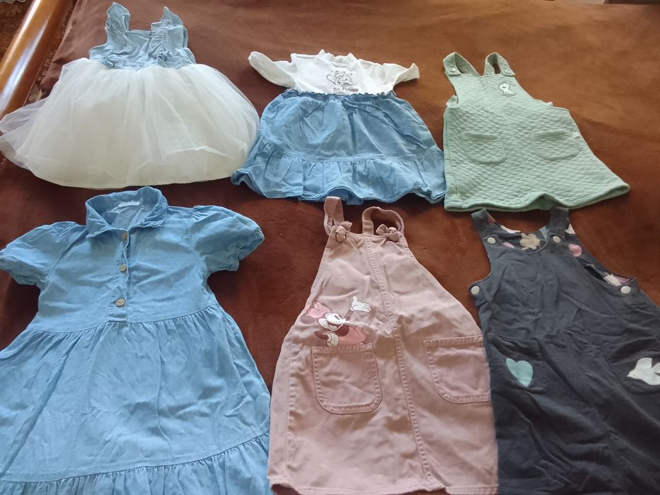 Продам детские вещи