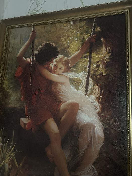 Большая картина в раме