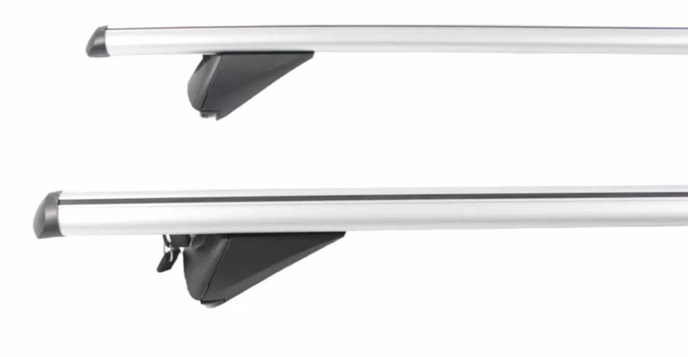 Напречни греди 135 см за интегрирани релси на покрива. Багажник