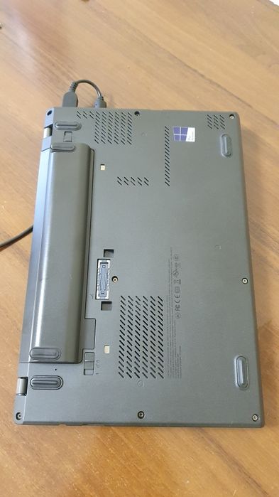 Ноутбук Lenovo ThinkPad X250 экран 12