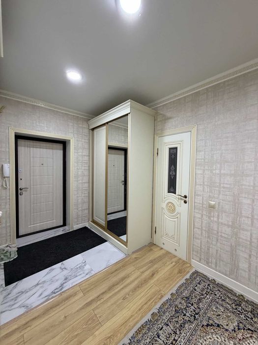 Продам 3 кв р-н Батыс 2