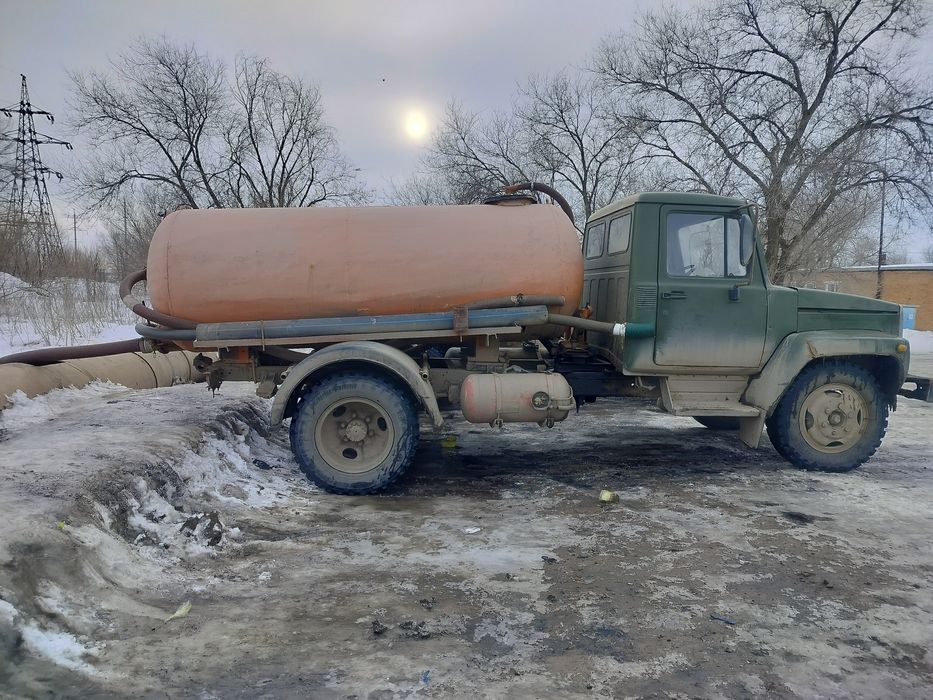 Продам вакуумную машину