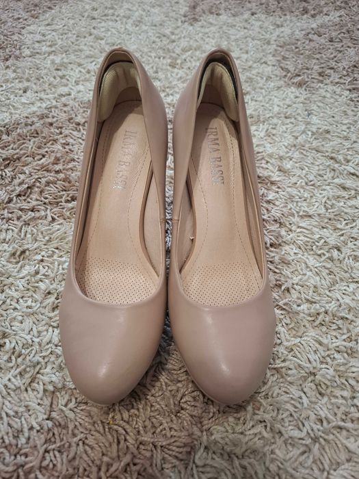 Продам туфли 2 пары