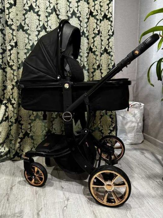 Коляска Luxmom 3в