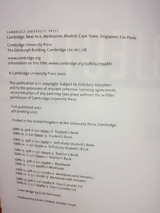 Cambridge objective CAE учебник + учебна тетрадка