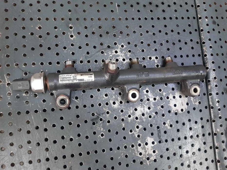 rampa injectoare kia carnival 2.9 td 4wd j3  31500-4x700