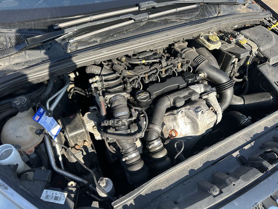 Пежо 308 SW 1.6hdi-9HZ - НА ЧАСТИ