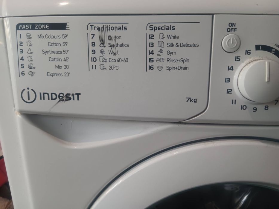 Пералня Indesit 7 кг