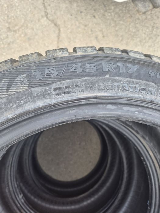 Продам резину срочно 215/45/R17