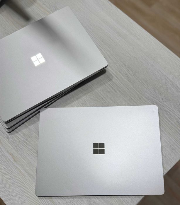M.. Surface Laptop 3  Alicantara 13.5 2K Сенсор i7-1065G7 16GB /512GB